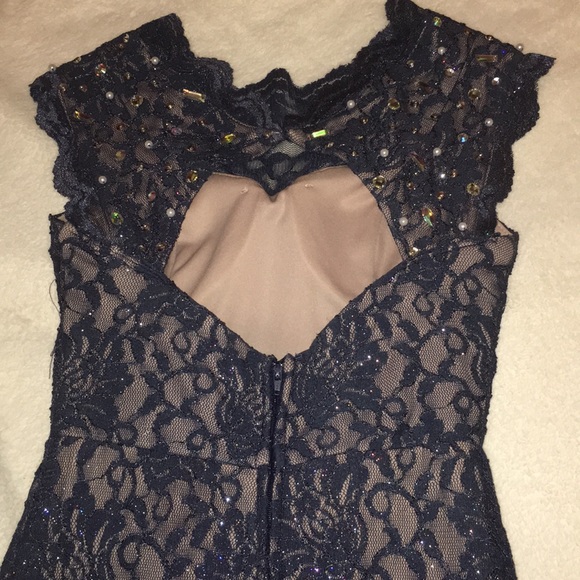 💃 David's Bridal Dress 💃 - Picture 2 of 3